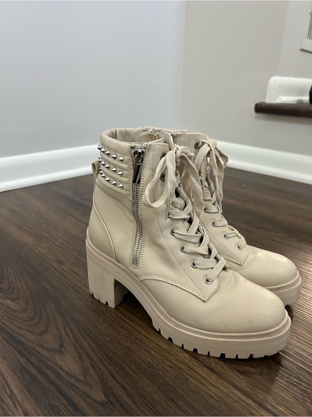 Steve Madden Cream Lace-Up Chunky Heel Studded Ankle Boots